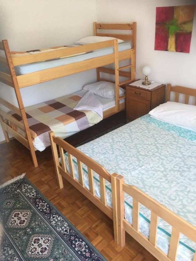 Hostel-Sezanalokev B&B Luaran gambar